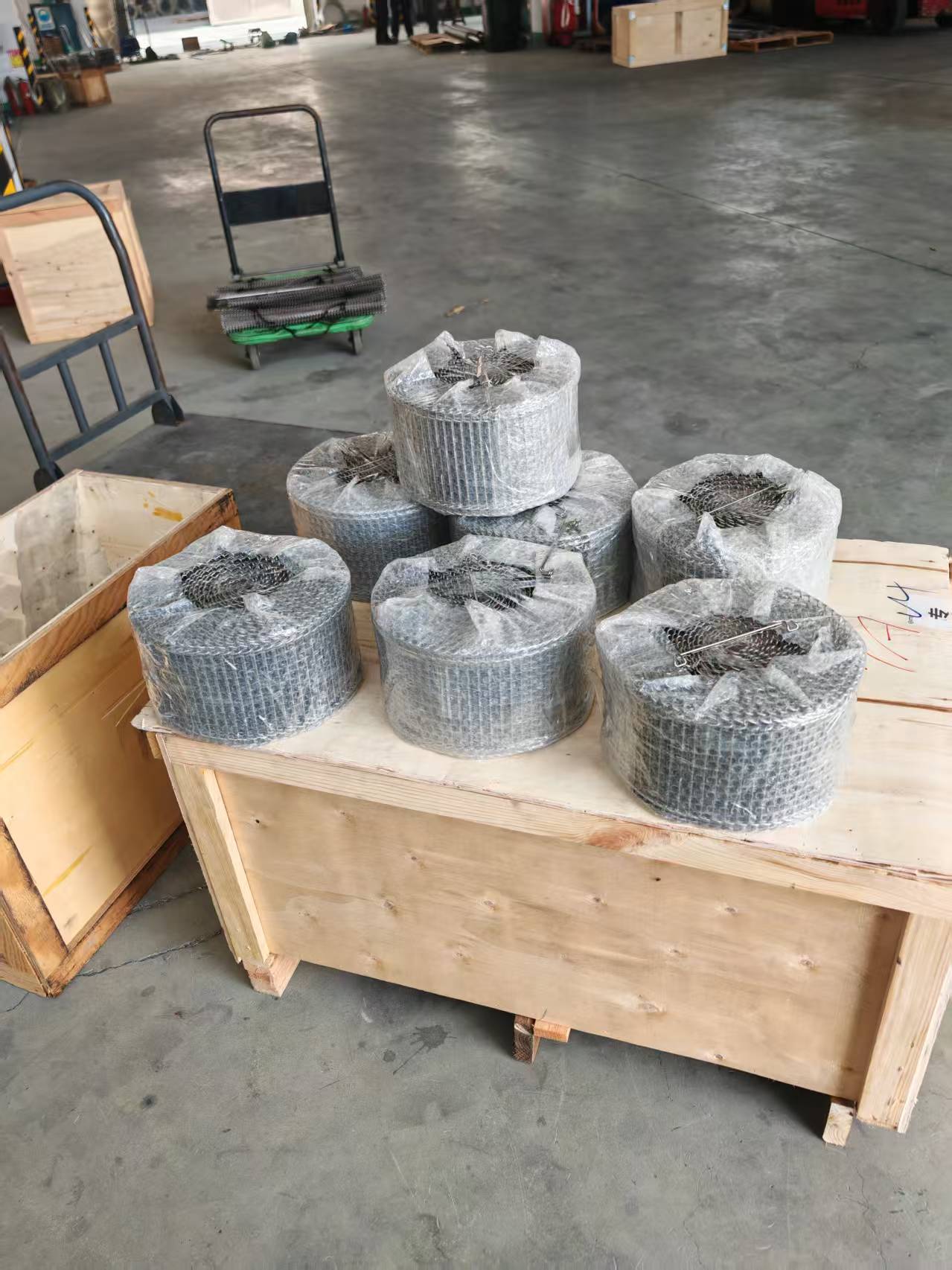 154mm-wide-flat-flex-conveyor-belt-sus-316l-certified-testing