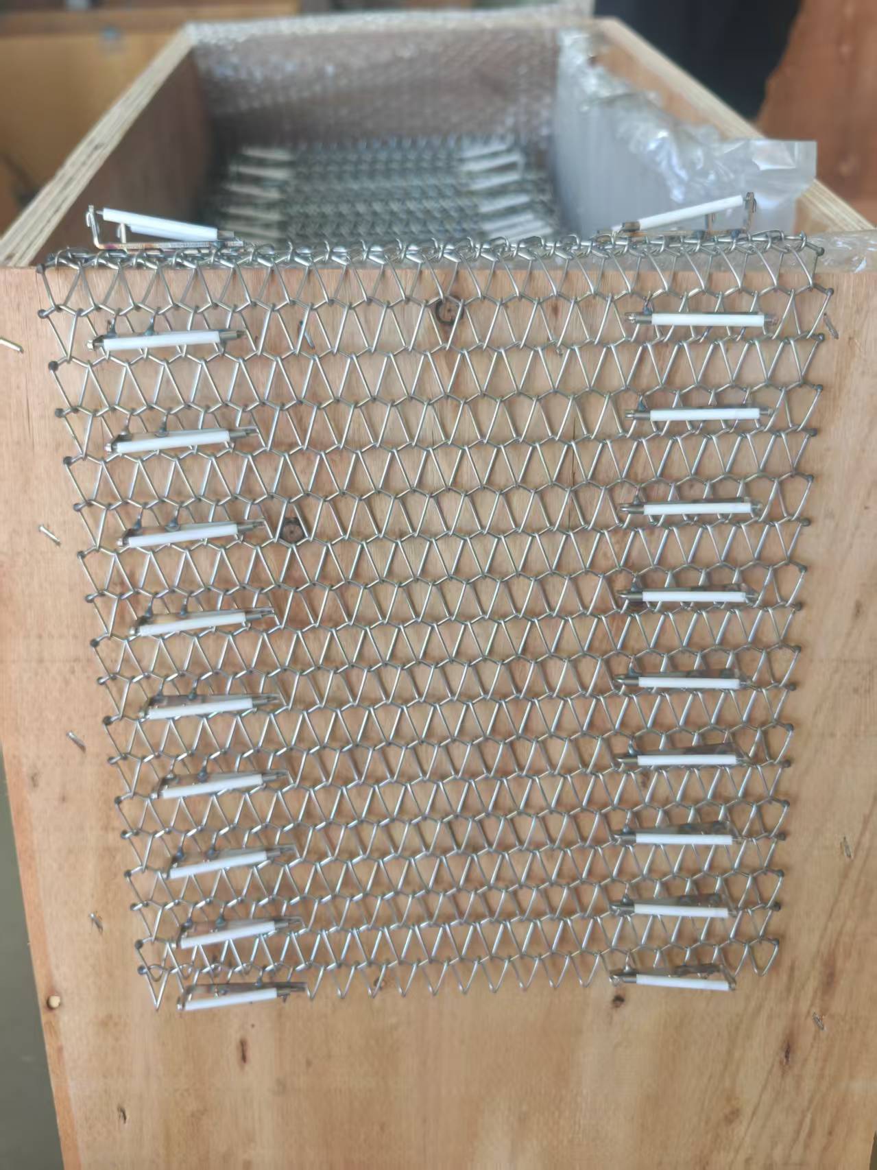 ceramic-coated solar mesh belt.jpg