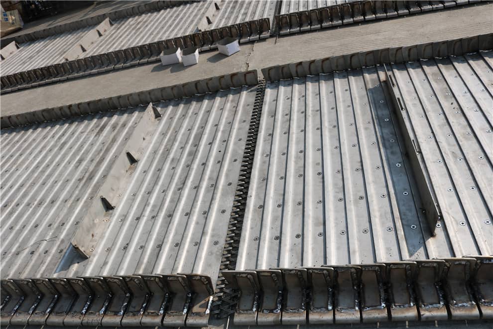 Reinforced Alloy Steel Spiral Dry Ash Conveyor Belt for Harsh Environments